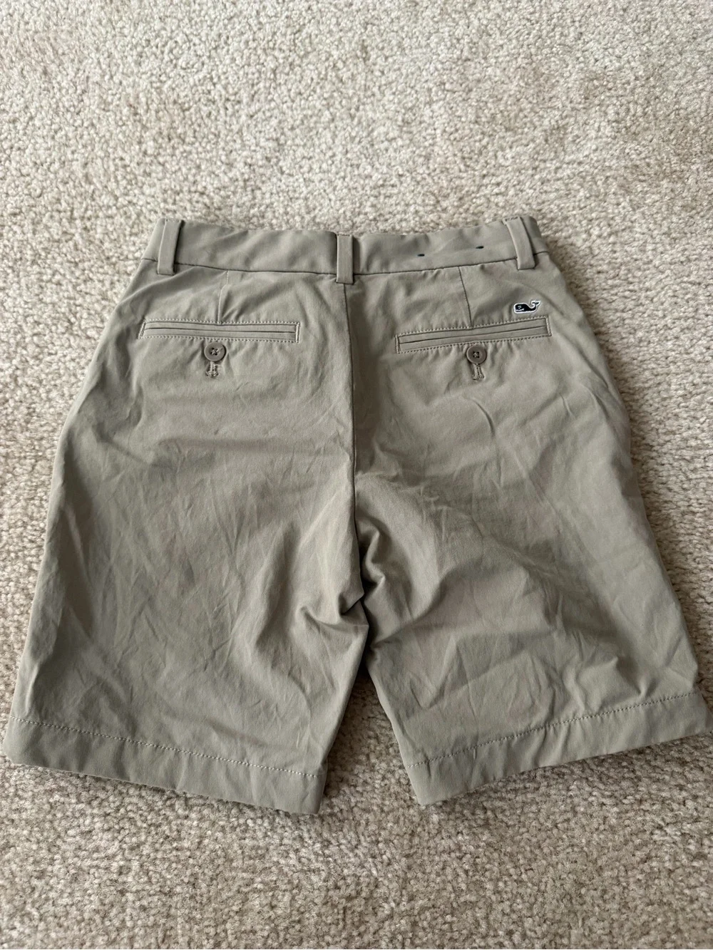Vineyard Vines angled front shorts